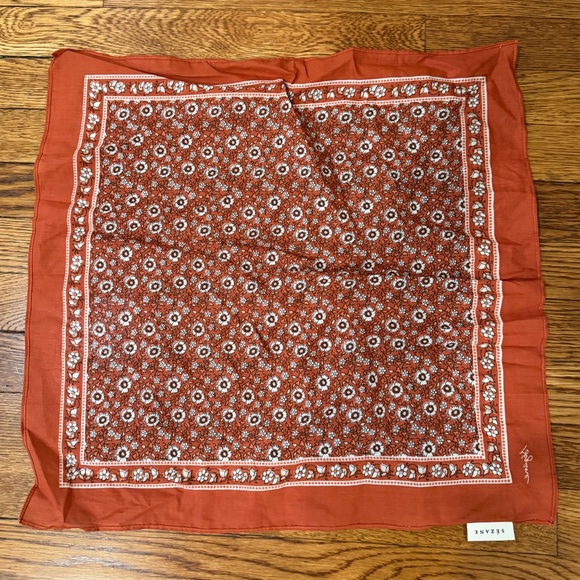 Sézane Terracotta Floral Scarf - Picture 4 of 5